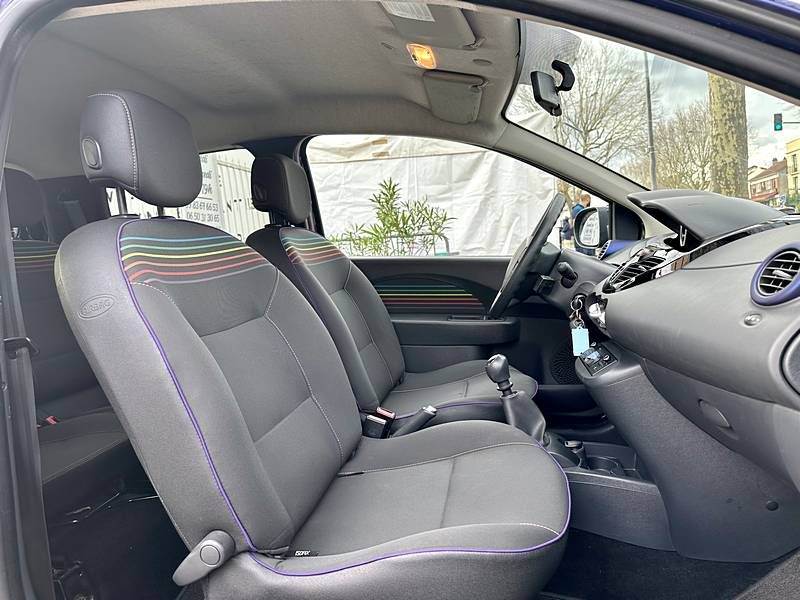 RENAULT TWINGO II 1.2 16v 75ch PURPLE