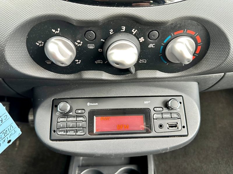 RENAULT TWINGO II 1.2 16v 75ch PURPLE