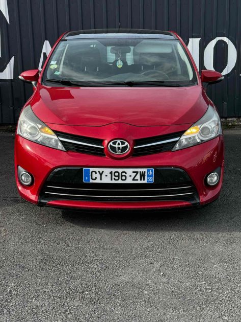 TOYOTA VERSO 2013