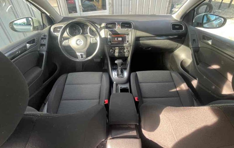VOLKSWAGEN GOLF VI 2010