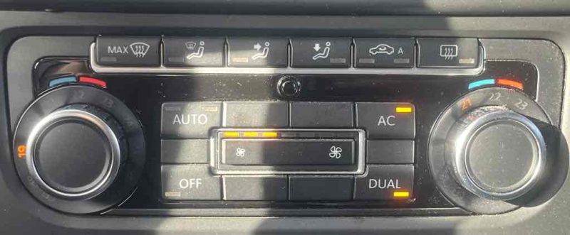 VOLKSWAGEN GOLF VI 2010