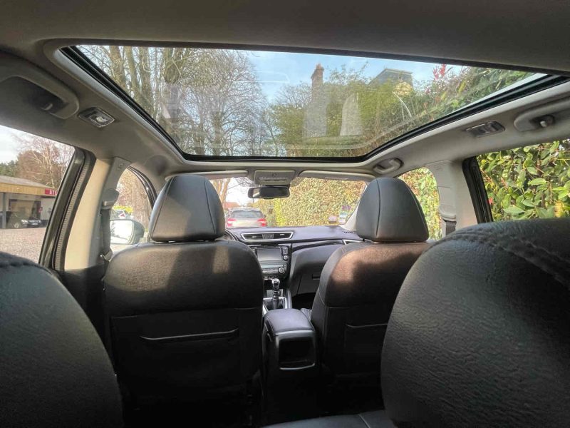 NISSAN QASHQAI 2014 II SUV 1.2 DIG-T (116Cv)