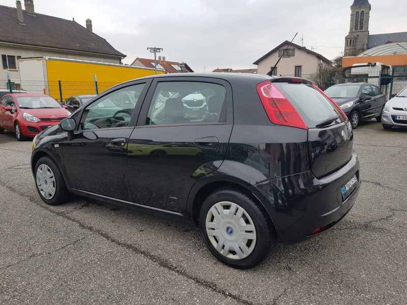 FIAT GRANDE PUNTO 1.2i 65CV DYNAMIC