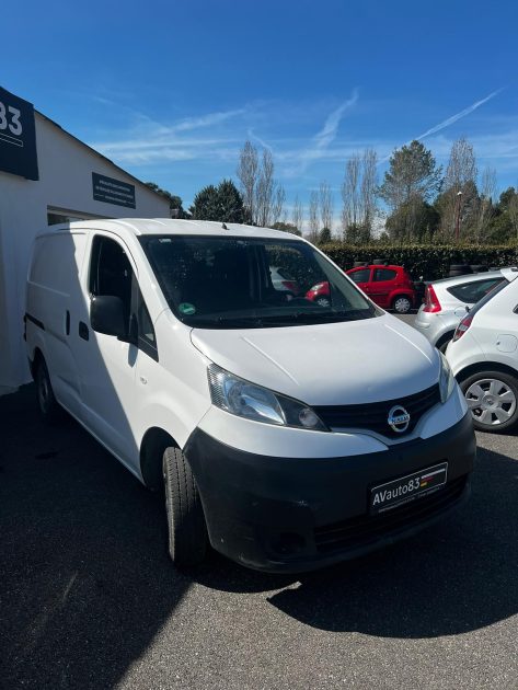 NISSAN NISSAN NV 200 2015