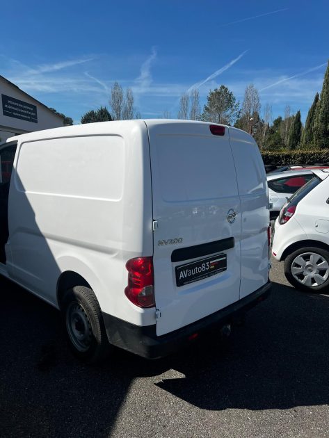 NISSAN NISSAN NV 200 2015