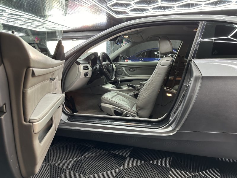 B.M.W. Série 3 Coupé 2008