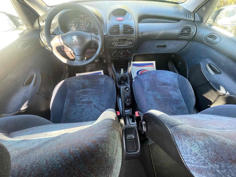 PEUGEOT 206  1.4 i 75cv 