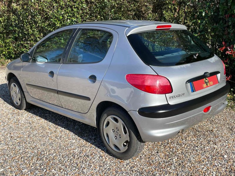 PEUGEOT 206  1.4 i 75cv 