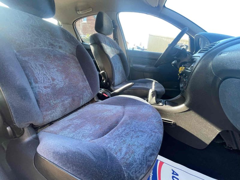 PEUGEOT 206  1.4 i 75cv 