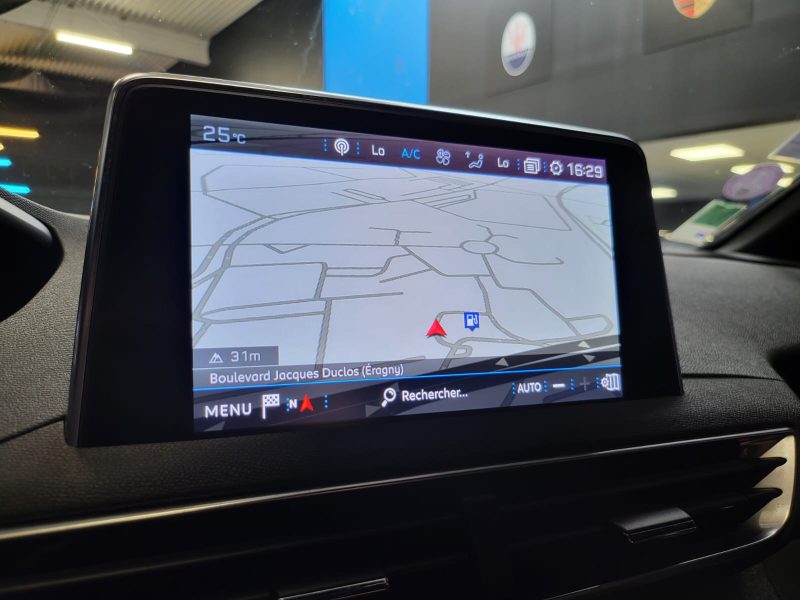 PEUGEOT 5008 1.2 PURETECH 130CV BVM6 GT / SUIVI COMPLET / CARPLAY / KEYLESS / LUMIERE D\'AMBIENCE