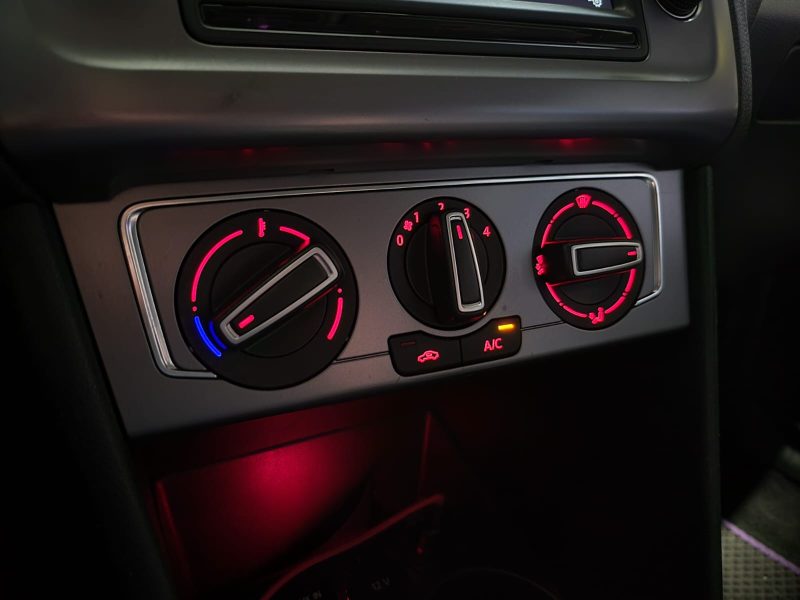 VOLKSWAGEN POLO V 1.2 TSI 90CV LOUNGE / RADAR DE RECUL+ENTRETIEN COMPLET+RÉGULATEUR/LIMITEUR DE VITE