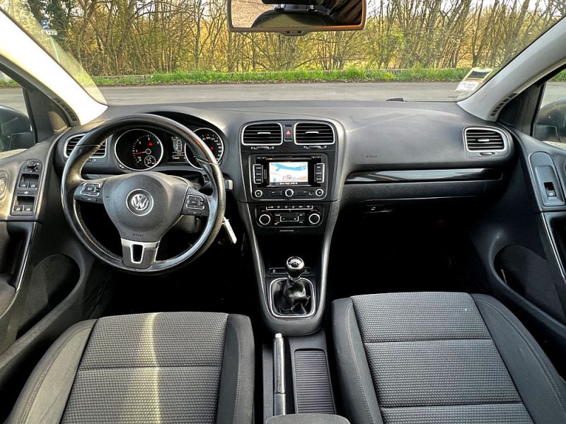 VOLKSWAGEN GOLF VI 2012