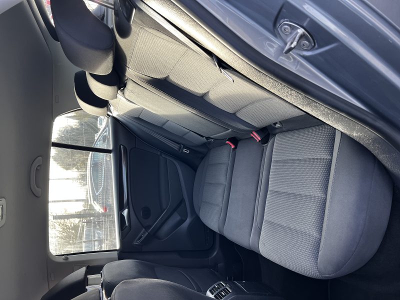 VOLKSWAGEN GOLF VI 2012