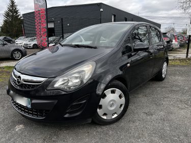 OPEL CORSA E 2014