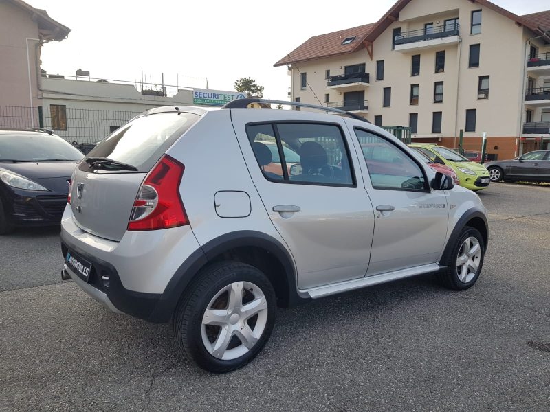 DACIA SANDERO STEPWAY 1.6i 85CV