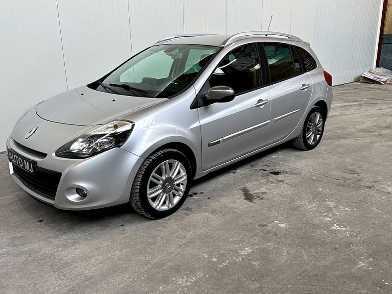RENAULT CLIO III ESTATE 2011