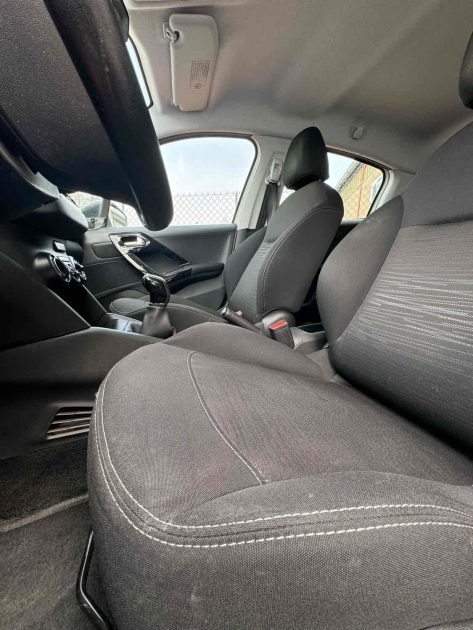 PEUGEOT 208 I 2013