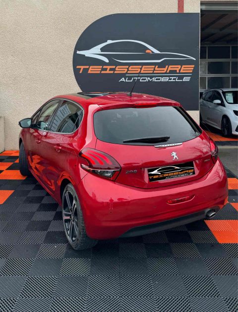 PEUGEOT 208 1.2 puretech 110ch GT LINE 