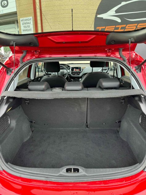 PEUGEOT 208 1.2 puretech 110ch GT LINE 
