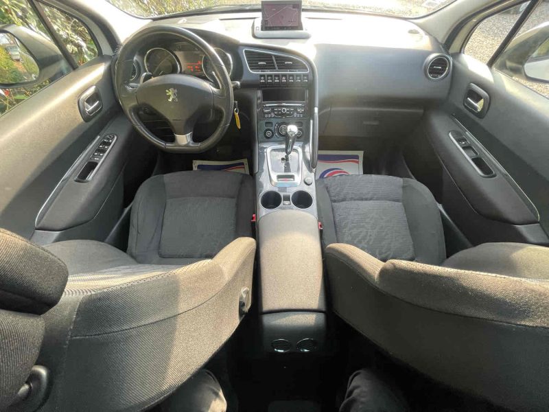 PEUGEOT 3008 Monospace 2011 1.6 HDi 112cv