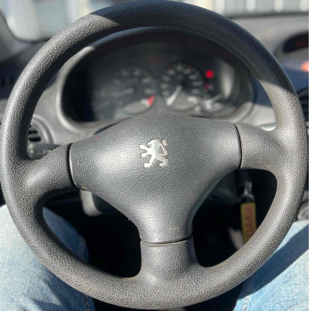 PEUGEOT 206 1999