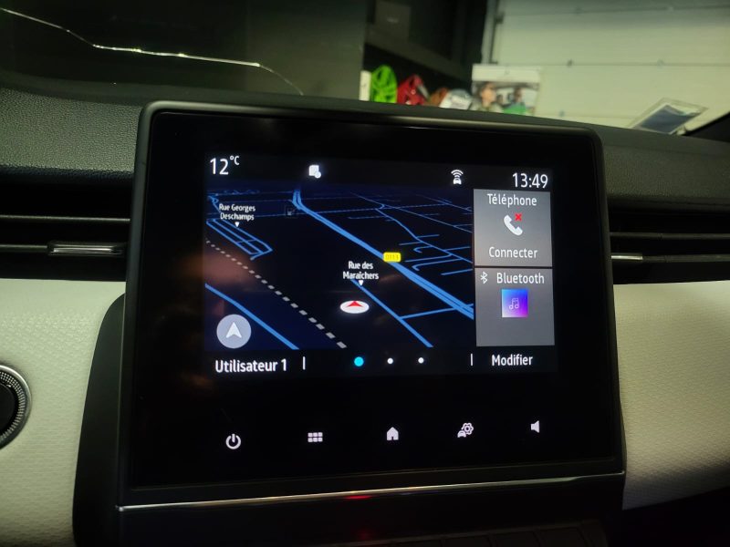 RENAULT CLIO V V 1.0 TCE 90 cv INTENS CAMERA / REGULATEUR / APPLE CARPLAY