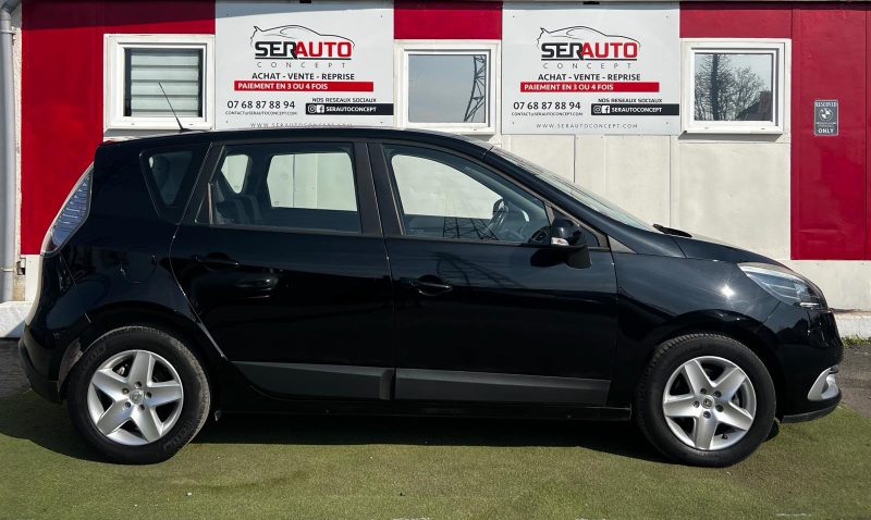 RENAULT SCENIC III 2012