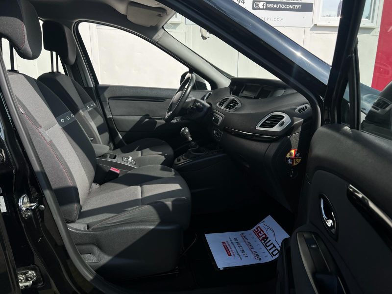 RENAULT SCENIC III 2012