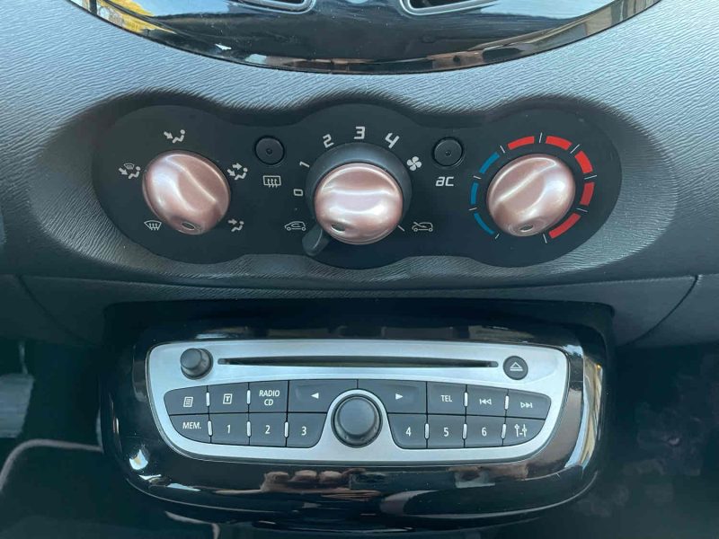RENAULT TWINGO II 2011