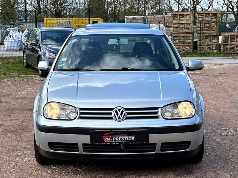 VOLKSWAGEN GOLF 4 2001