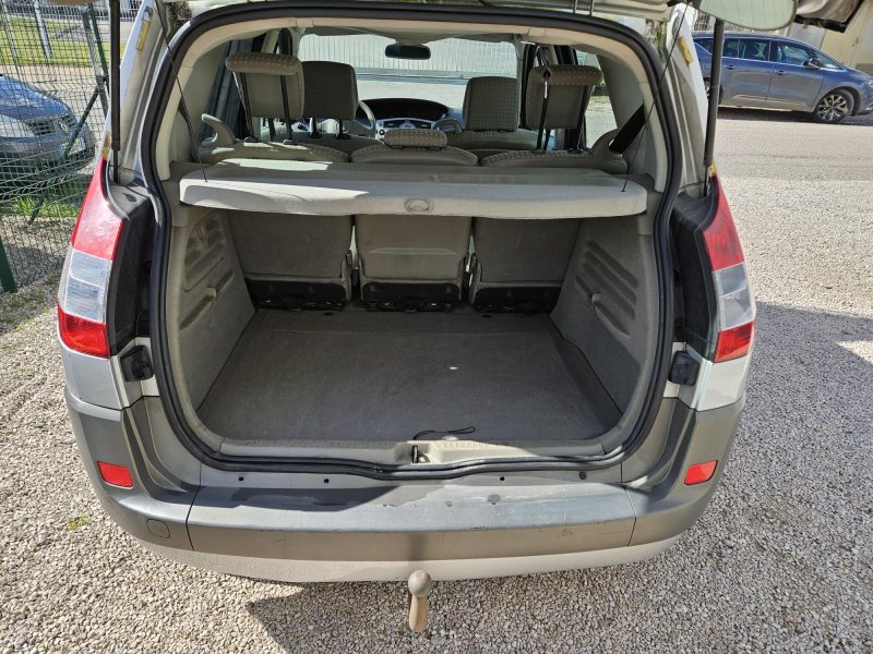 RENAULT SCÉNIC II 2005