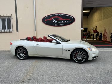 MASERATI GRANCABRIO 2010