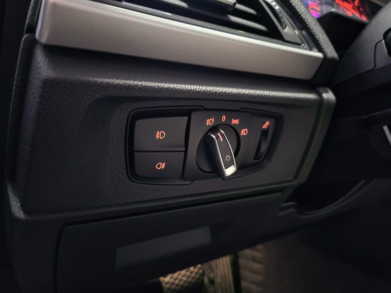 BMW SERIE 1 120D F20 XDRIVE SPORT BA 190CV TOIT OUVRANT/ H&K / SIEGE ELECTRIQUE MEMOIRE