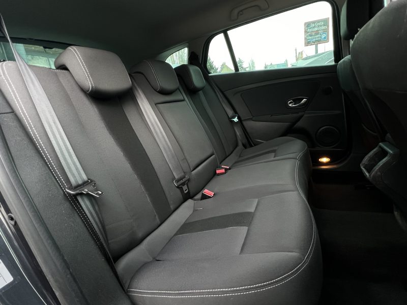 RENAULT MEGANE 3 III ESTATE 1.4 TCE 130 1ERE MAIN 57 800 Kms GPS BLUETOOTH CRIT AIR 1 Garantie 1 an