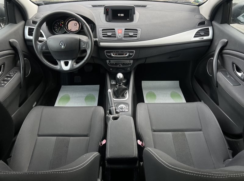 RENAULT MEGANE 3 III ESTATE 1.4 TCE 130 1ERE MAIN 57 800 Kms GPS BLUETOOTH CRIT AIR 1 Garantie 1 an