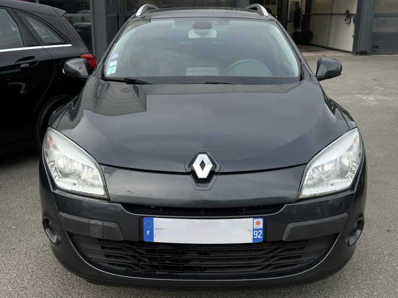 RENAULT MEGANE 3 III ESTATE 1.4 TCE 130 1ERE MAIN 57 800 Kms GPS BLUETOOTH CRIT AIR 1 Garantie 1 an