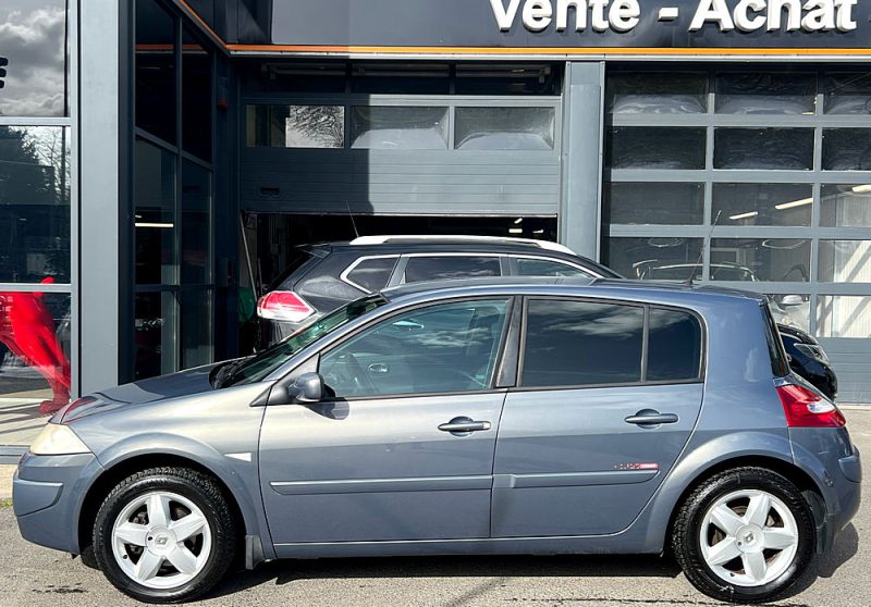 RENAULT MEGANE 2 II PHASE 2 L EQUIPE 1.5 DCI 105 Cv PREMIERE MAIN / 36 400 Kms - GARANTIE 1 AN