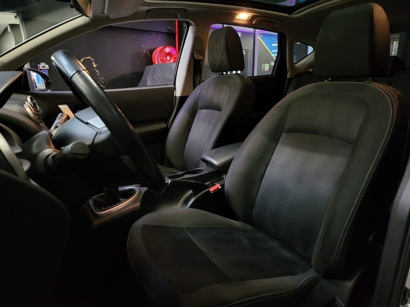 NISSAN QASHQAI 1.6 DCI 16V 2WD 130cv BVM6 CONNECT / 1ER MAIN / SUIVI COMPLET / TOIT PANO / CAMERA