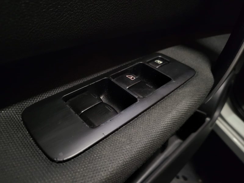 NISSAN QASHQAI 1.6 DCI 16V 2WD 130cv BVM6 CONNECT / 1ER MAIN / SUIVI COMPLET / TOIT PANO / CAMERA