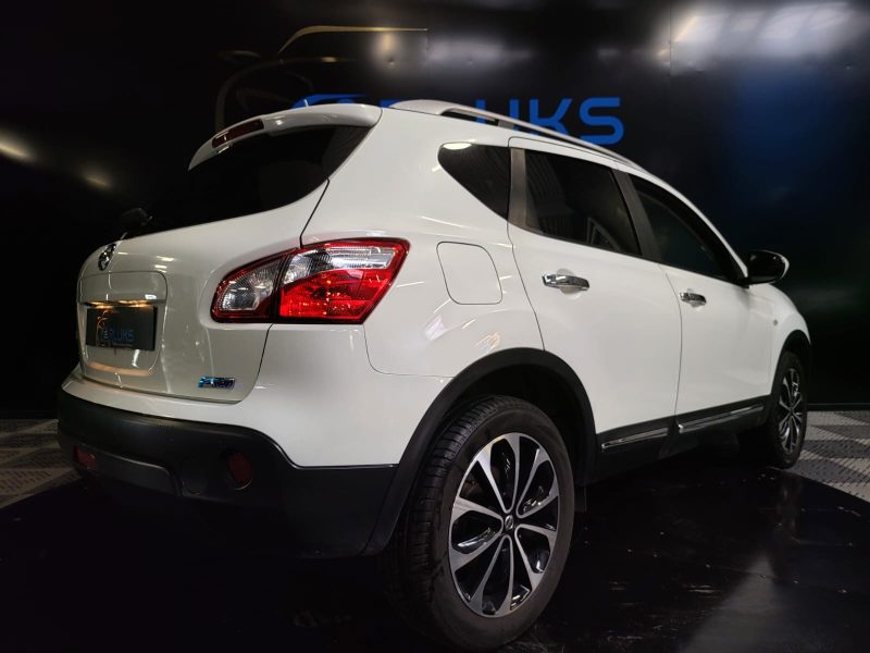 NISSAN QASHQAI 1.6 DCI 16V 2WD 130cv BVM6 CONNECT / 1ER MAIN / SUIVI COMPLET / TOIT PANO / CAMERA