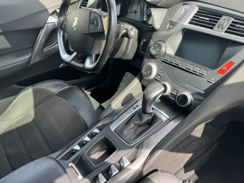 DS DS 5 2.0 HDI 180CV PERFORMANCE LINE EAT