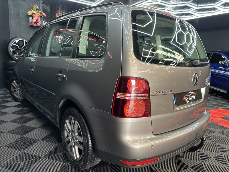 VOLKSWAGEN TOURAN 2007