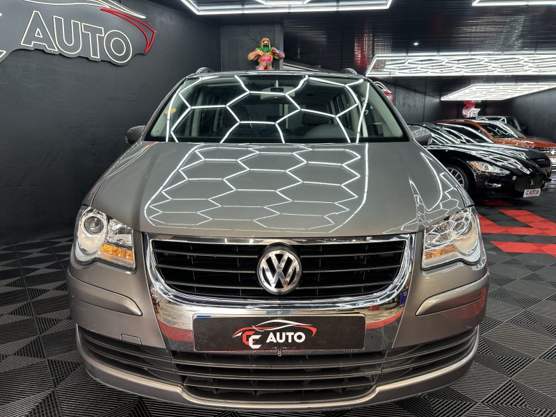 VOLKSWAGEN TOURAN 2007