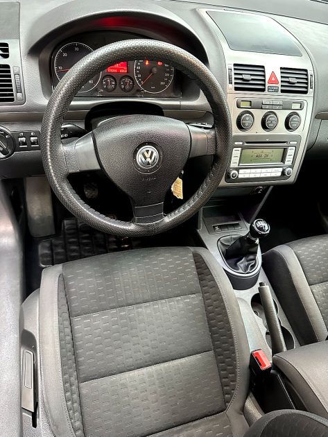 VOLKSWAGEN TOURAN 2007