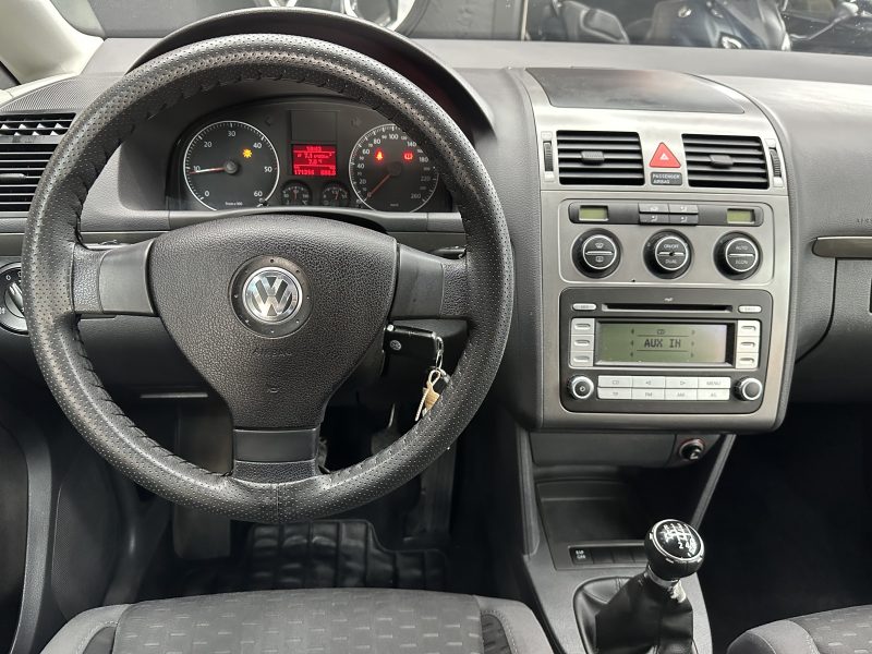 VOLKSWAGEN TOURAN 2007