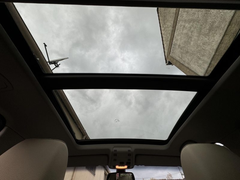 BMW SERIE 3  325i PACK LUXE PAYER EN 4X 