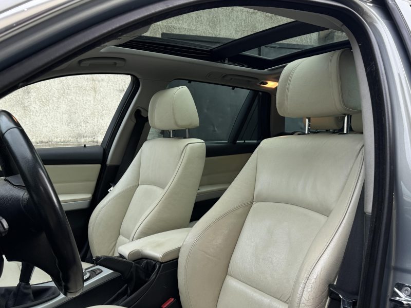 BMW SERIE 3  325i PACK LUXE PAYER EN 4X 