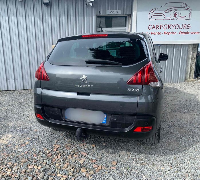 PEUGEOT 3008 2015