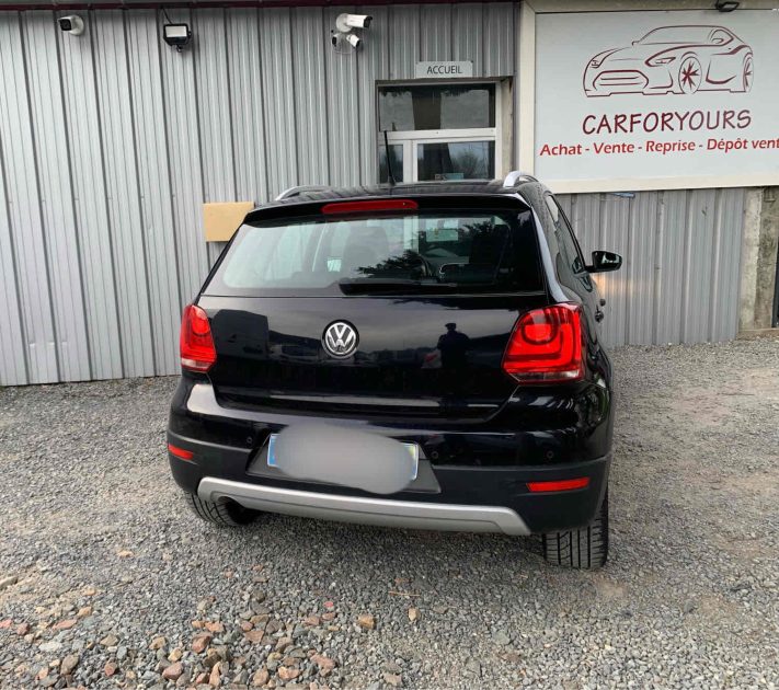 VOLKSWAGEN POLO 2010