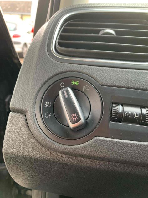 VOLKSWAGEN POLO 2010